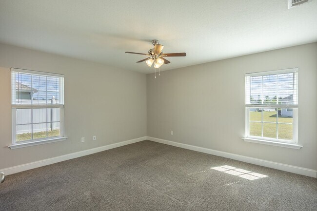 Photo - 7020 White Pine Ave