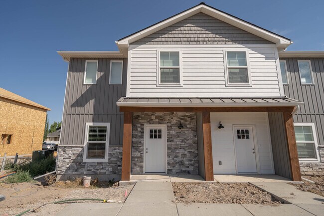 Photo - Sweetwater - Building 13