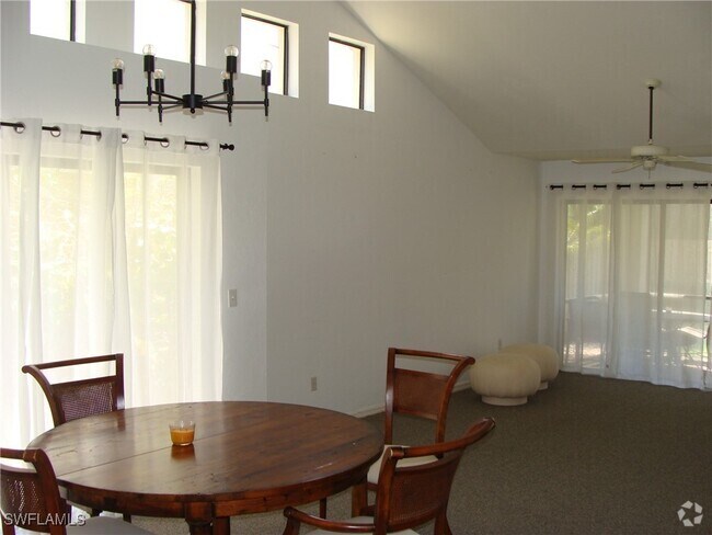 Building Photo - 857 Reef Point Cir Rental