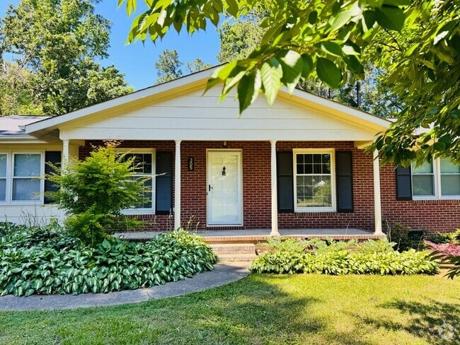 Building Photo - 4 BEDROOMS + 3 BATHS in Butner Rental