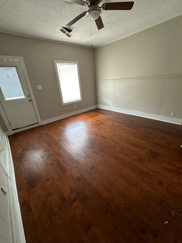 Photo - 3448 Coleman Ave