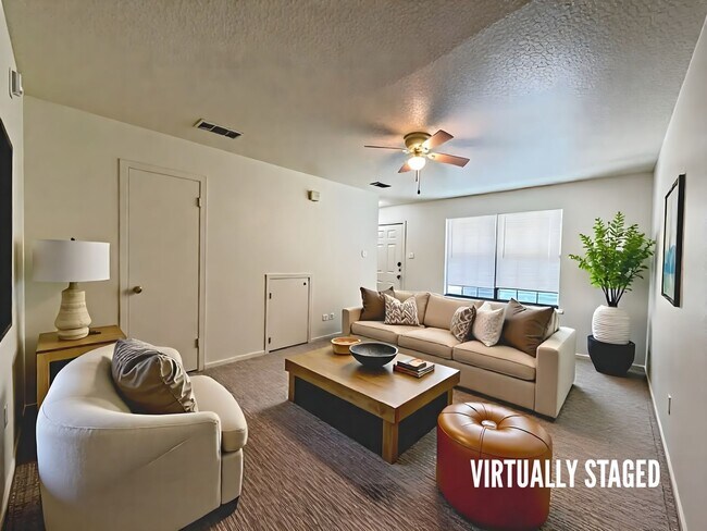 Photo - 904 Clairidge Ave Unit # B