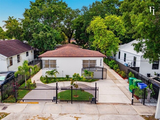 Photo - 3228 NW 11th Ave