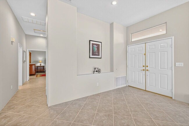 Photo - 83 N Kavenish Dr