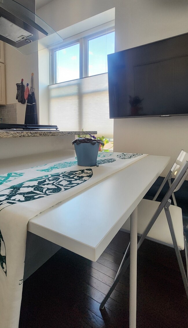 Photo - 3504-3513 13th St NW Unidad 34