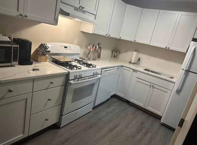 Photo - 101 Sterling Pl