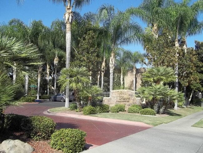 Building Photo - Nice 1 bedroom 1 bathroom at Villa Borgata