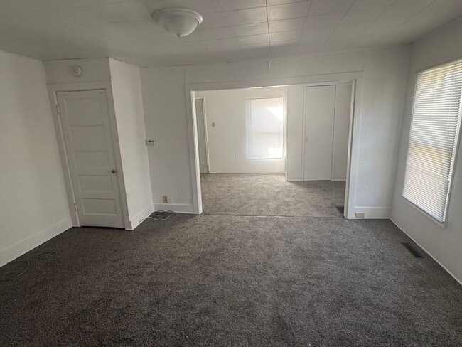 Photo - Bluff Street 708-710 Unit 708-710-708