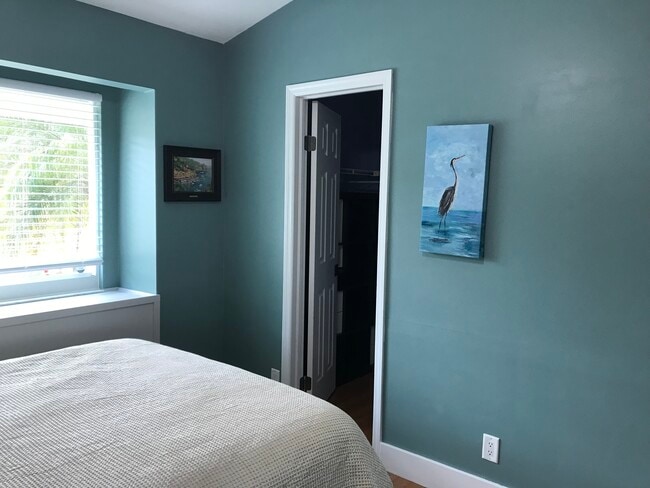 Photo - 1812 Edgewater Dr