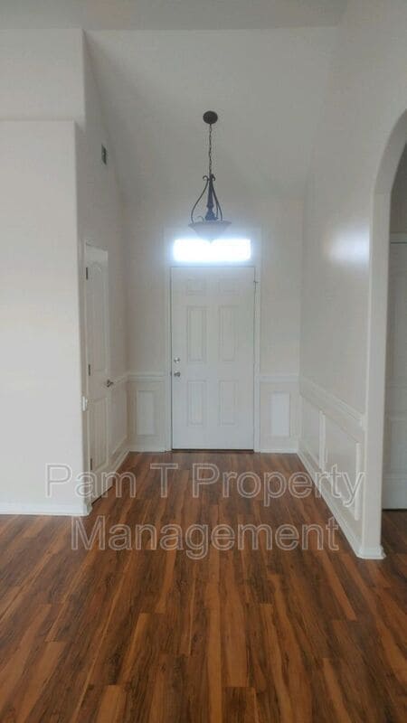 Photo - 154 Brickhill Cir