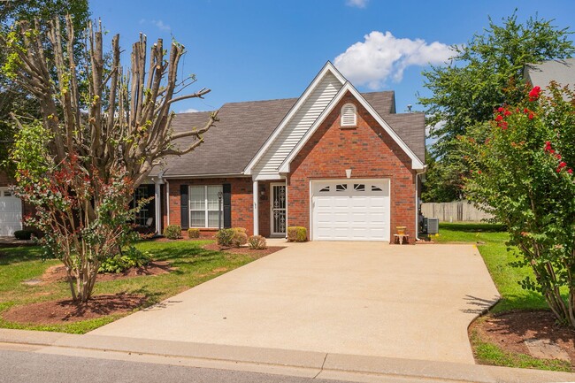 Lovely Townhome in Murfreesboro! - Lovely Townhome in Murfreesboro!