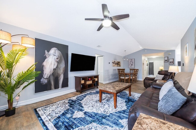 Building Photo - 4820 Jamaica Ln Unit ID1246564P Rental