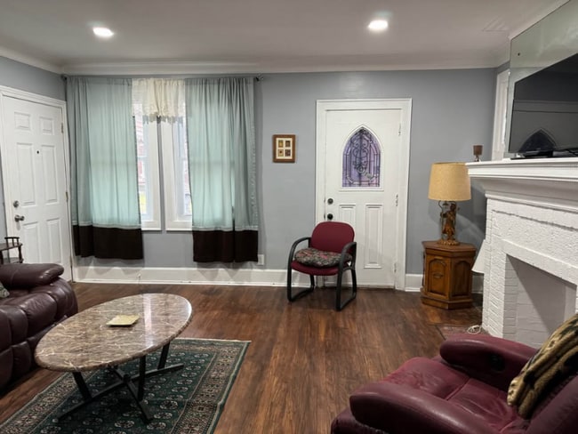 Photo - 2636 Pasadena St Unit 2