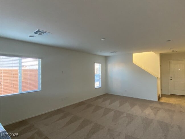 Photo - 4948 Quest Tribe St