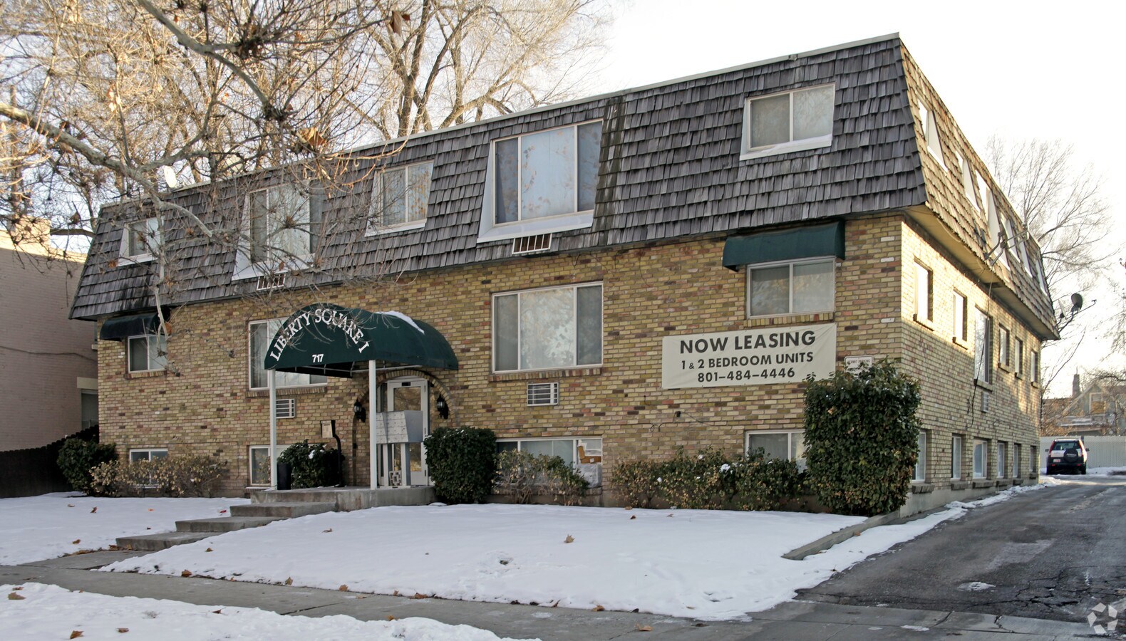 Liberty Square - Liberty Square Apartments