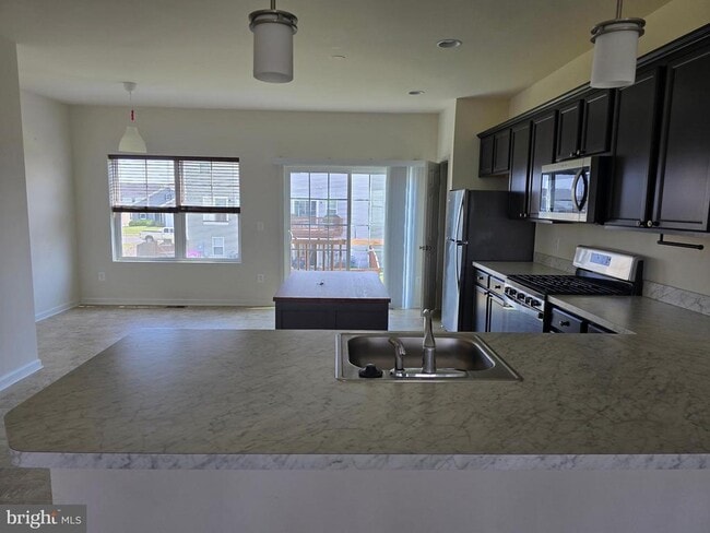 Photo - 243 Crofton Ct Townhome