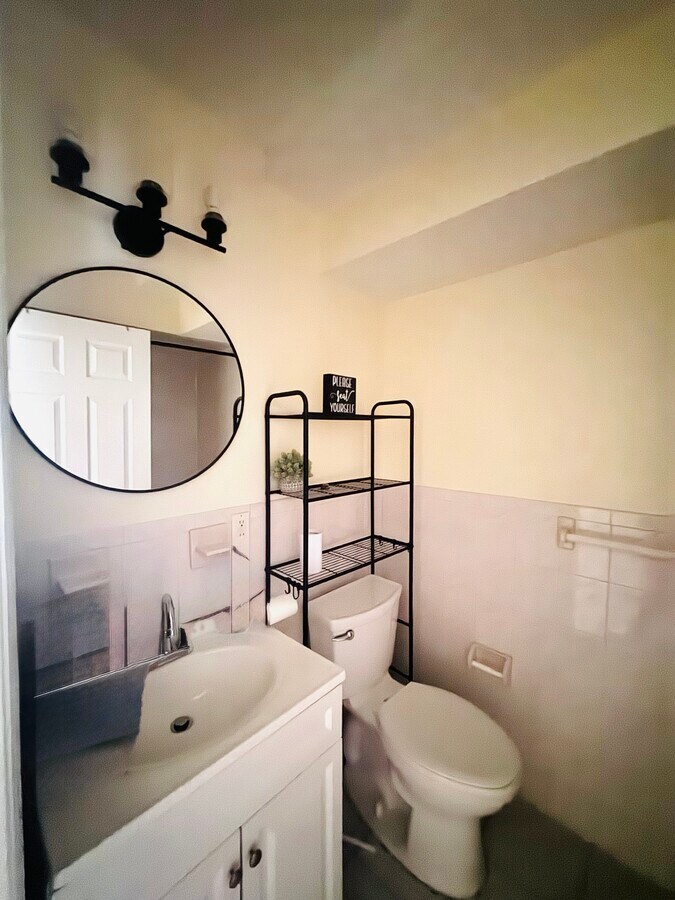 Photo - 299 S 19th St Unit 1