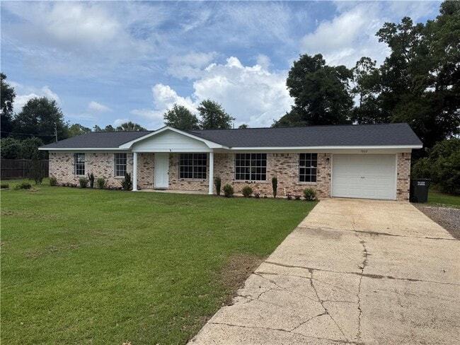 Building Photo - 7662 Simmons Dr