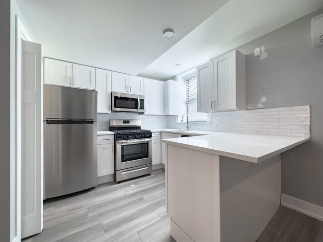 3913 N Janssen Ave Unit 6H