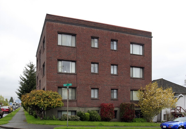 Building Photo - 2331 Rockefeller Ave Rental