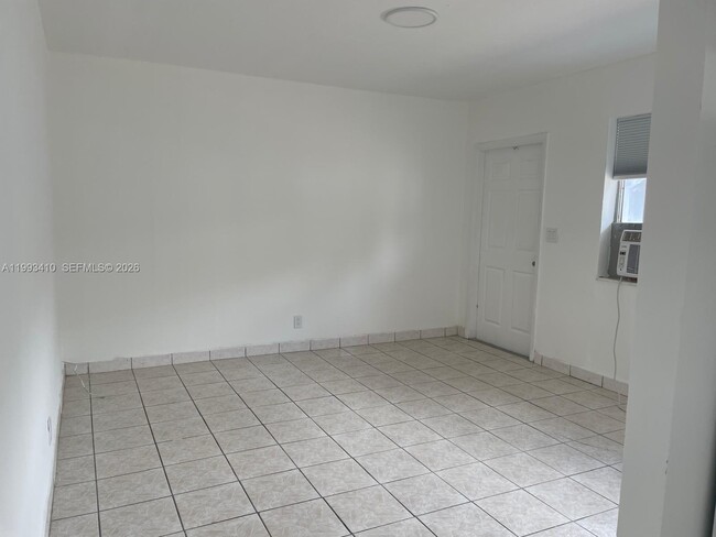 Photo - 6025 Polk St Unit 8