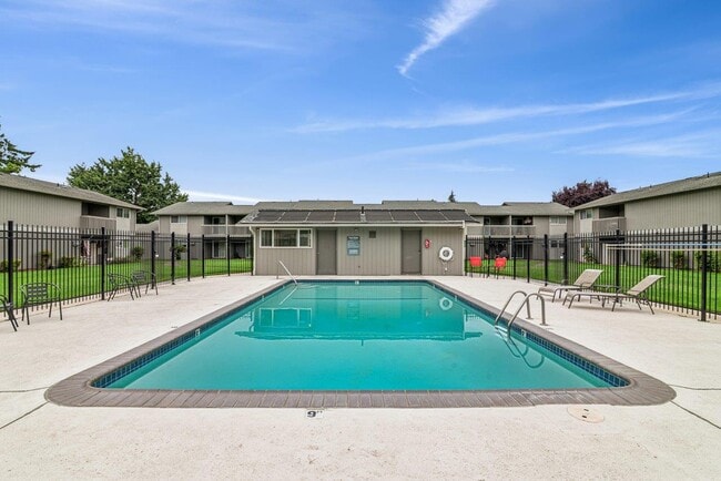 Photo - Sequoia Apartments