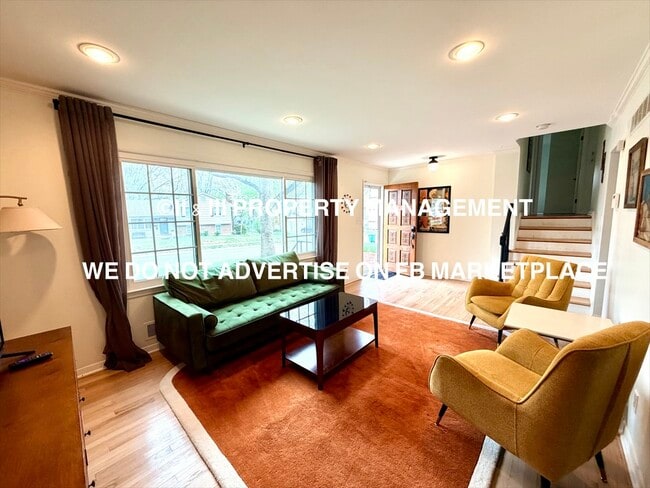 Photo - 9602 Hayes Dr