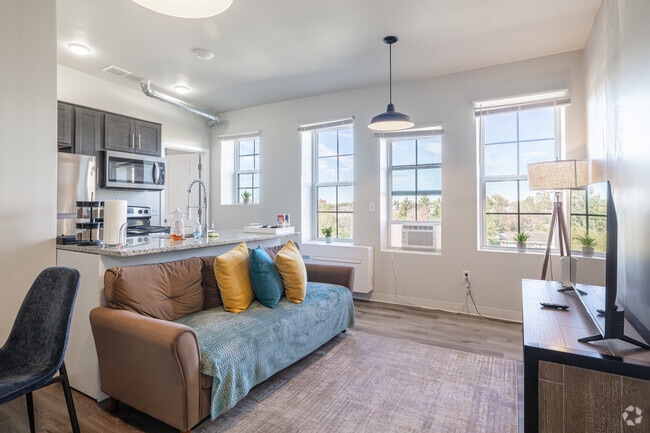 2BR, 1BA - 800SF - Living Room