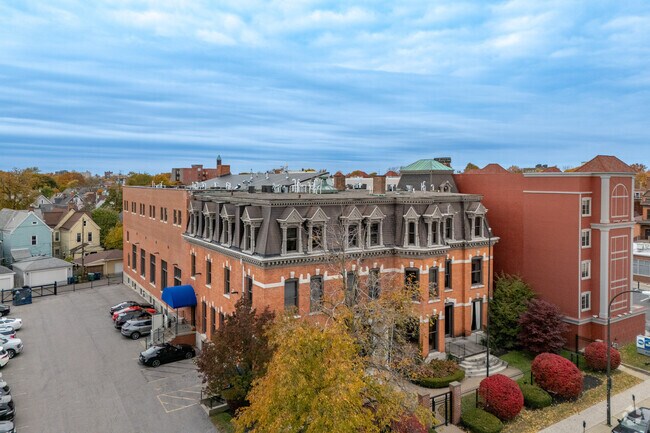 Photo - The Knights @ 506 Delaware