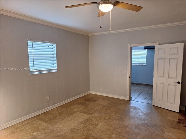 Photo - 2199 NE 182nd St Unit 2