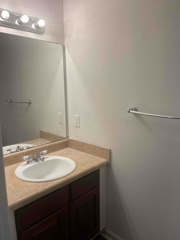 2245 S Meridian St Unit 2