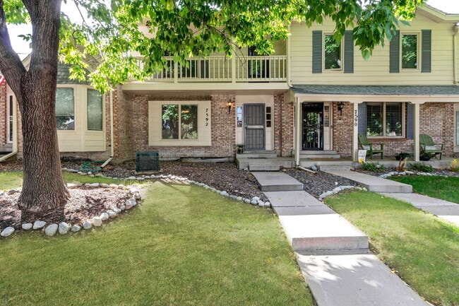 Building Photo - Lovely 4Bed / 4 bath townhome for rent in Centennial