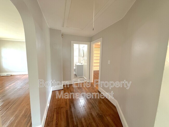 Photo - 4424 Hovis Rd