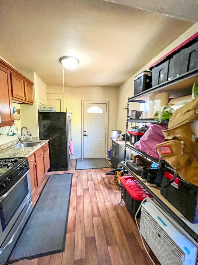 Photo - 3204 Bryant Ave S Unit 1