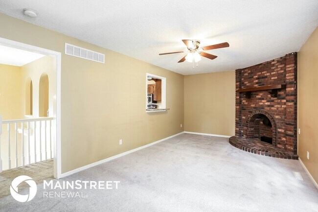 Photo - 16317 McKinley St