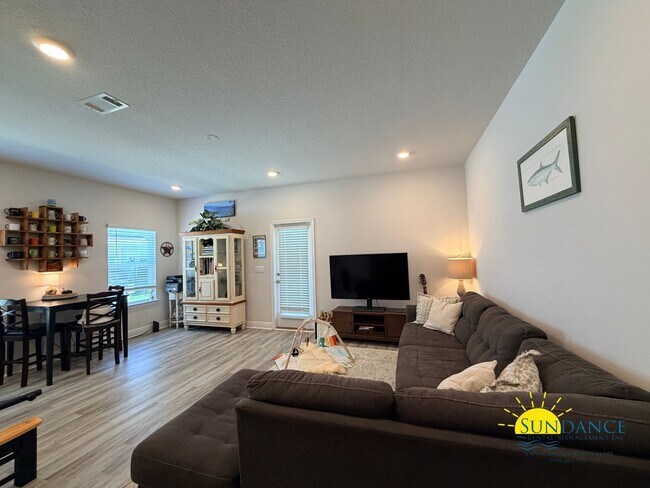 Photo - Beautiful 3BR Townhome with Smart Home Features Near Eglin & Hurlburt Field!
