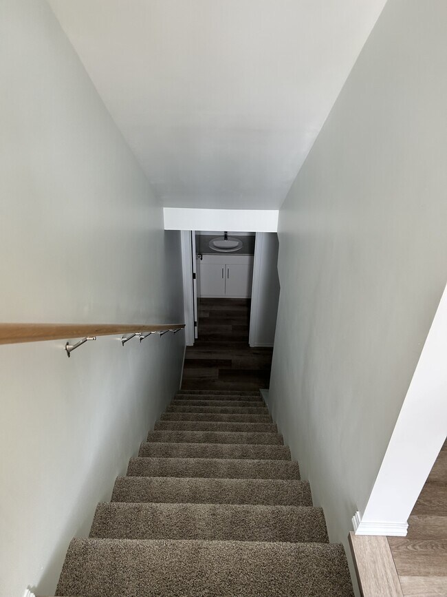 Photo - 11820-11861 61 St NW Unit Bsmt G4