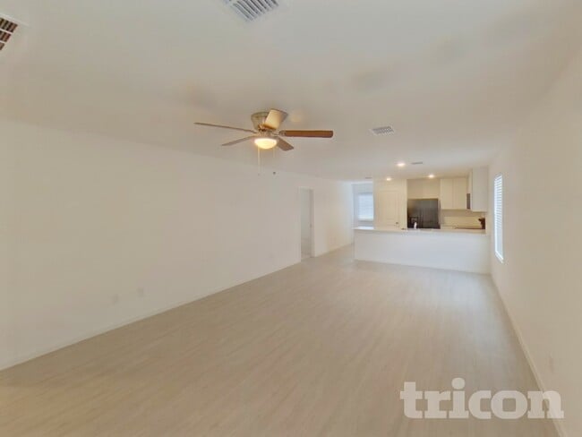 Photo - 6751 Highlands St