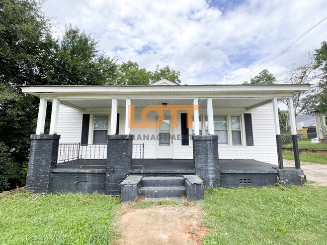 Building Photo - 17 8th St Rental