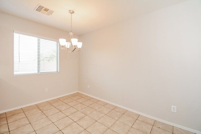 Photo - 3202 S Justin Dr