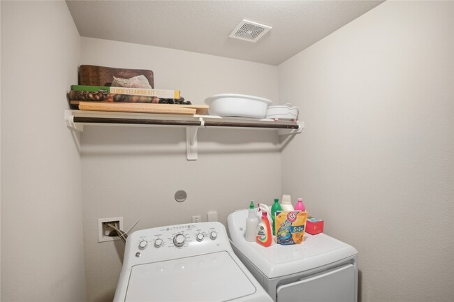 Photo - 1317 Clear Cedar Ct