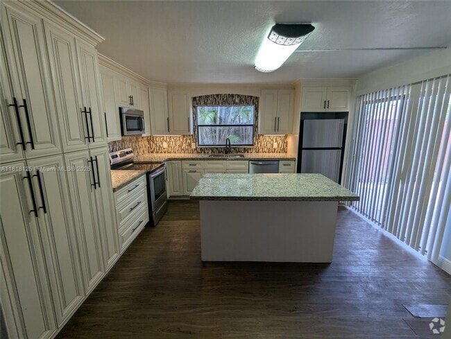 Building Photo - 5825 Swordfish Ct Rental