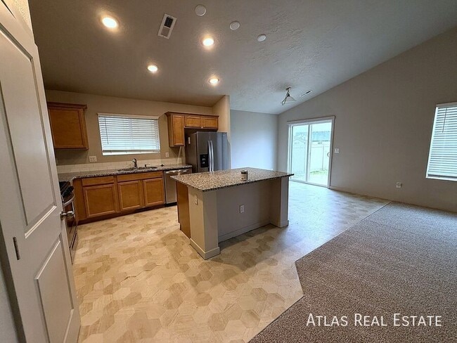 Photo - 3007 N Cherry Grove Way
