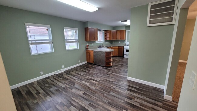 Photo - 903 Cleveland Ave Unit East