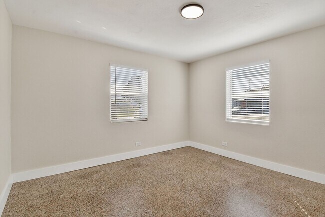 Photo - 58 W 27th St Unit 1