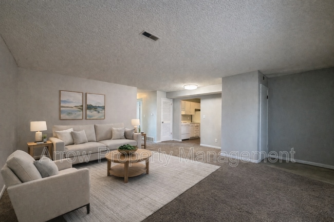 Photo - 1820 F St Unit 1