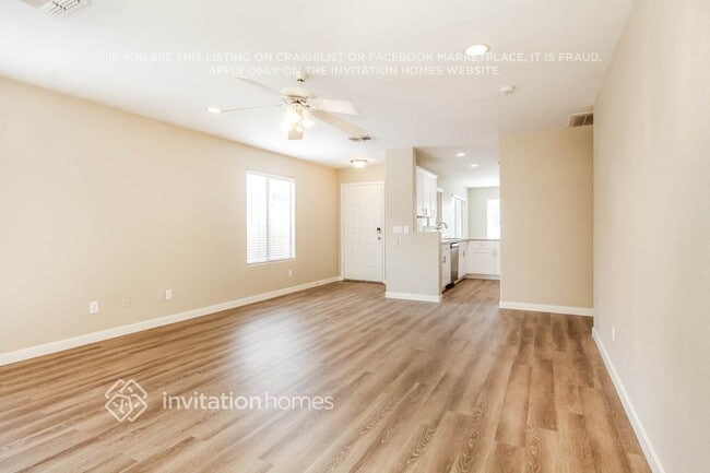 Photo - 2423 S 82nd Ln