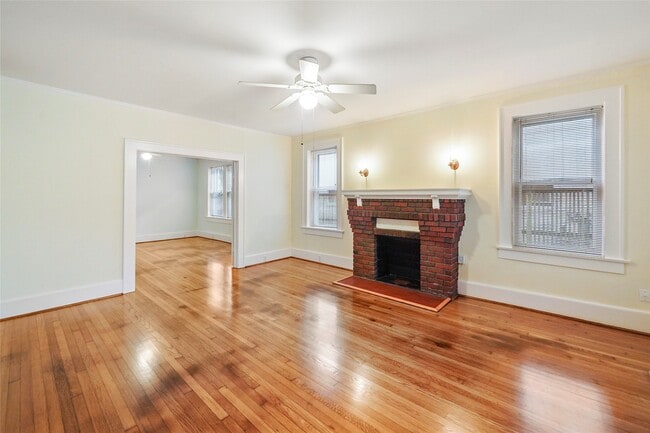 Photo - 4008 Garrott St