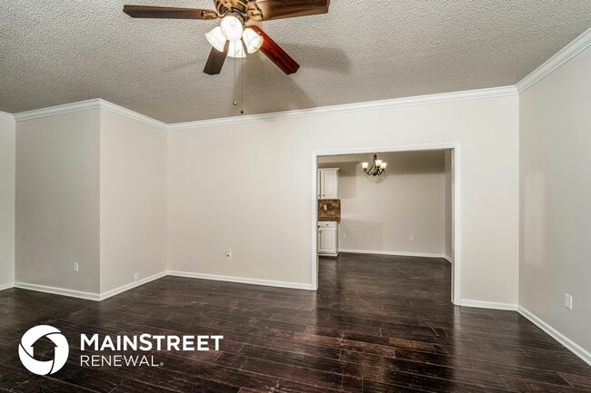 Photo - 1144 Amberley Woods Dr