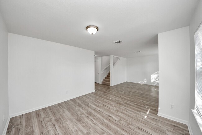 Photo - 20623 Patriot Park Ln